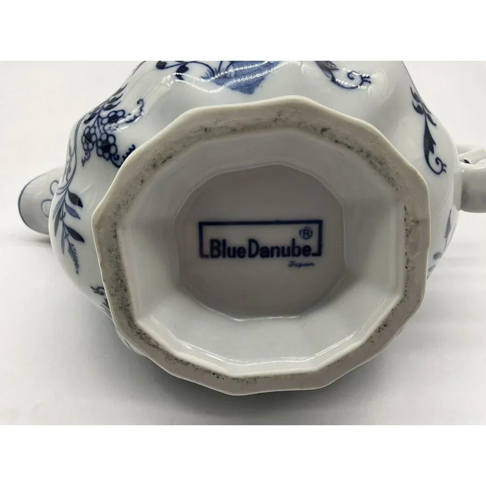 Blue Danube Large Blue & White Gravy Boat Blue Onion Retired Pattern Vintage